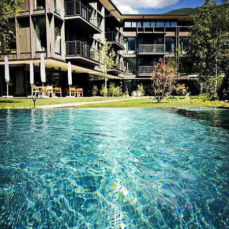 Zelloon Boutique * Zell am Ziller